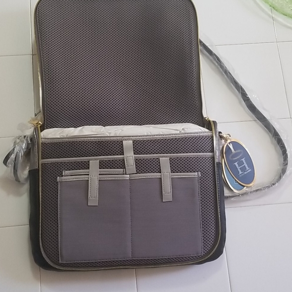 G.I.L.I. haloguard crossbody - Picture 5 of 6